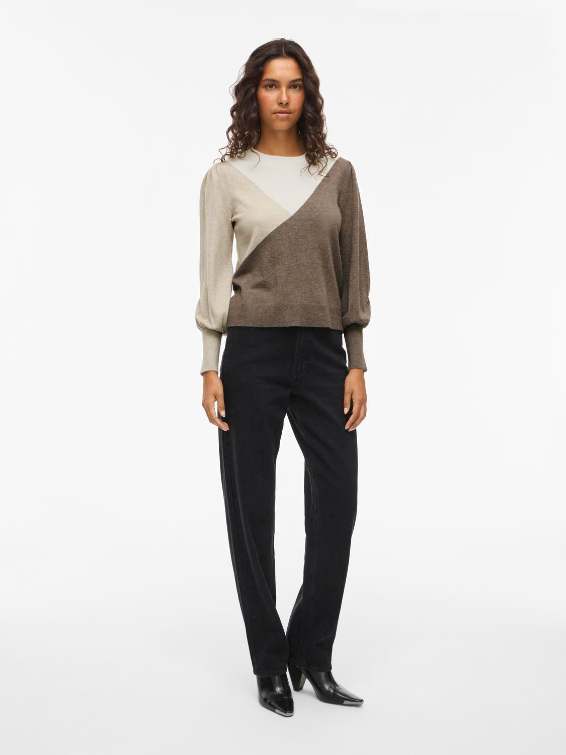 model_shot-front_full